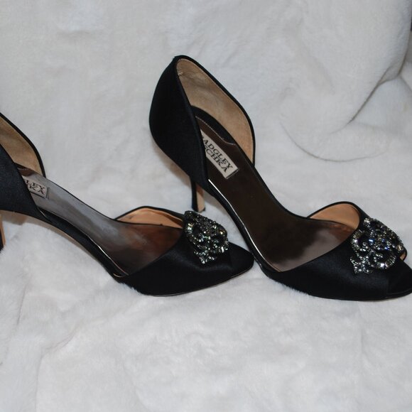 Beautiful Badgley Mischka Salsa Black Satin Embellished pump size 9 - Picture 11 of 11